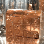 CHARLOTTE'S BEAUTY TREASURE CHEST