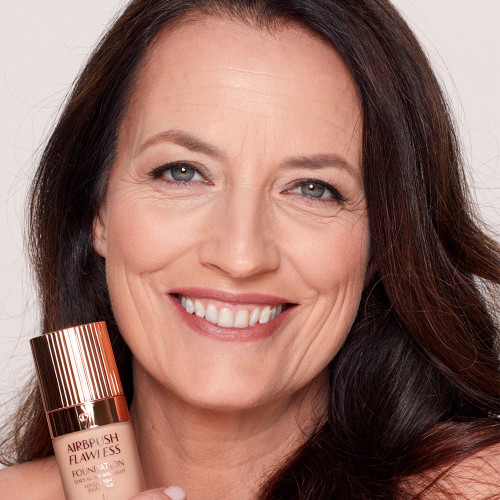 AIRBRUSH FLAWLESS FOUNDATION