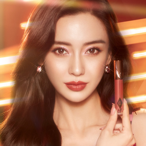 AIRBRUSH COMPLEXION & AIRBRUSH FLAWLESS LIP BLUR KIT