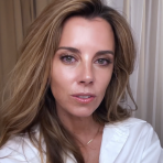 UNREAL SKIN SHEER GLOW TINT HYDRATING FOUNDATION STICK