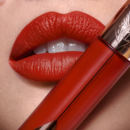 AIRBRUSH FLAWLESS LIP BLUR