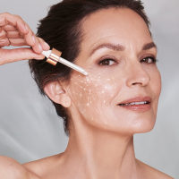 CHARLOTTE'S MAGIC SERUM CRYSTAL ELIXIR