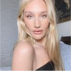 SOFIA’S CONFIDENCE-BOOSTING MAKEUP KIT